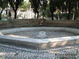 Fontana del Canestro a Colle Oppio Fontana del Canestro a Colle Oppio
